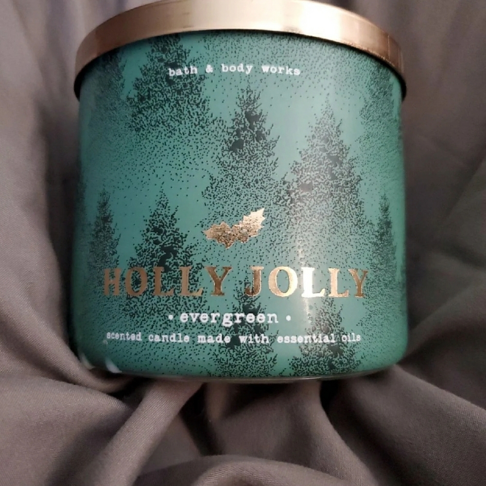 Bath & Body Works Holly Jolly Candle